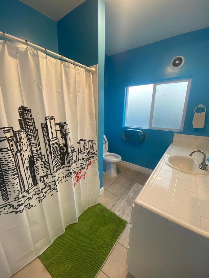 Privatunterkunft Spacious Private Angeles Bedroom With Ac & Wifi & Private Fridge Near Usc The Coliseum Exposition Park Bmo Stadium Of Southern California *