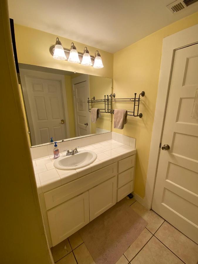 Spacious Private Angeles Bedroom With Ac & Wifi & Private Fridge Near Usc The Coliseum Exposition Park Bmo Stadium Of Southern California Privatunterkunft