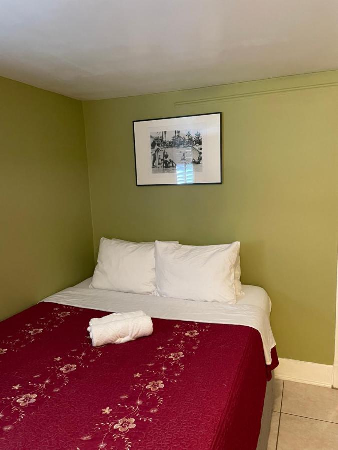 Spacious Private Angeles Bedroom With Ac & Wifi & Private Fridge Near Usc The Coliseum Exposition Park Bmo Stadium Of Southern California Privatunterkunft Los Angeles