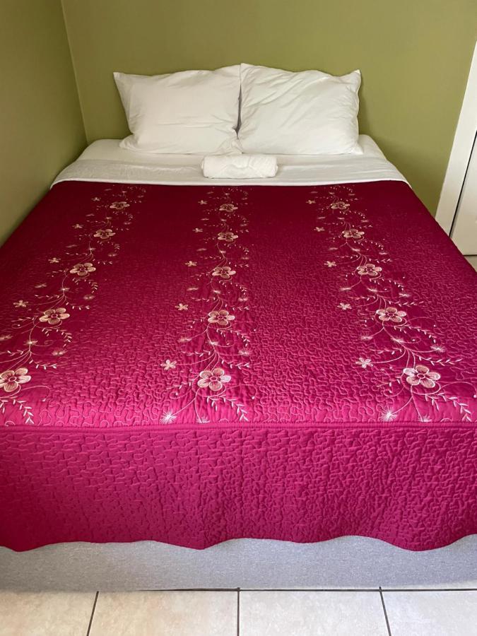 Privatunterkunft Spacious Private Angeles Bedroom With Ac & Wifi & Private Fridge Near Usc The Coliseum Exposition Park Bmo Stadium Of Southern California Los Angeles